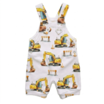 Gelbe Baustellen Latzshorts kurzer Baumwoll Latzoverall mit Baufahrzeug Motiv für Jungen